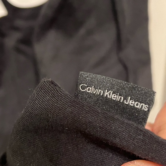 Calvin Klein Jeans Women’s Logo Tee T-Shirt Black Chic Luxe Trendy Fashion Small - Picture 2 of 8